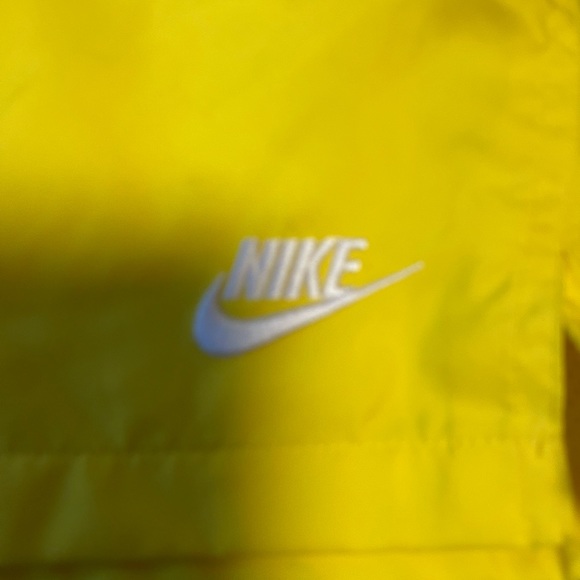 Nike Woven Flow Shorts - Picture 4 of 5